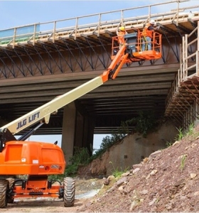 Xe nâng người tự hành JLG 460SJ 